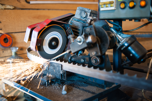 Quali sono i parametri di taglio per le lame a nastro legno